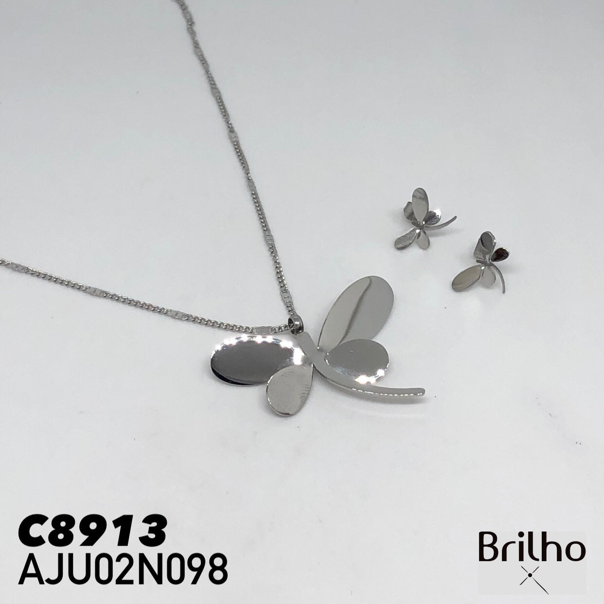 AJU02N098 JUEGO